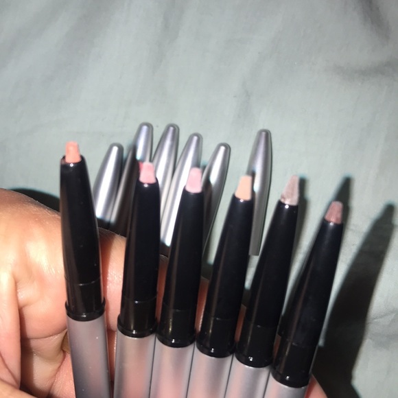 models prefer makeup - Picture 10 of 10